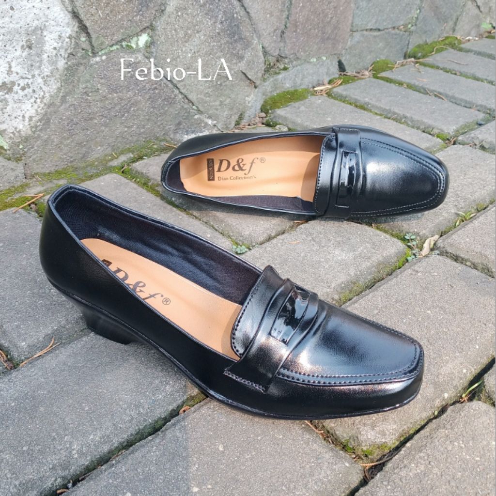 Sepatu Pantofel Wanita Sepatu Ibu Guru Sekolah Warna Hitam