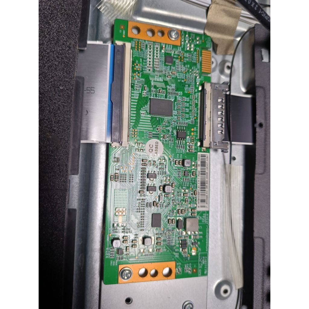 T CON TV ANDROID AKARI SW-5743S