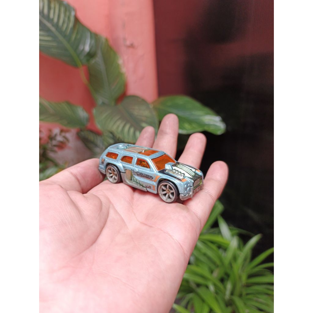 Diecast Hot Wheels Rollin Thunder AcceleRacers Ultimate Track 3 Pack Exclusive 2006 Loose Hotwheels 