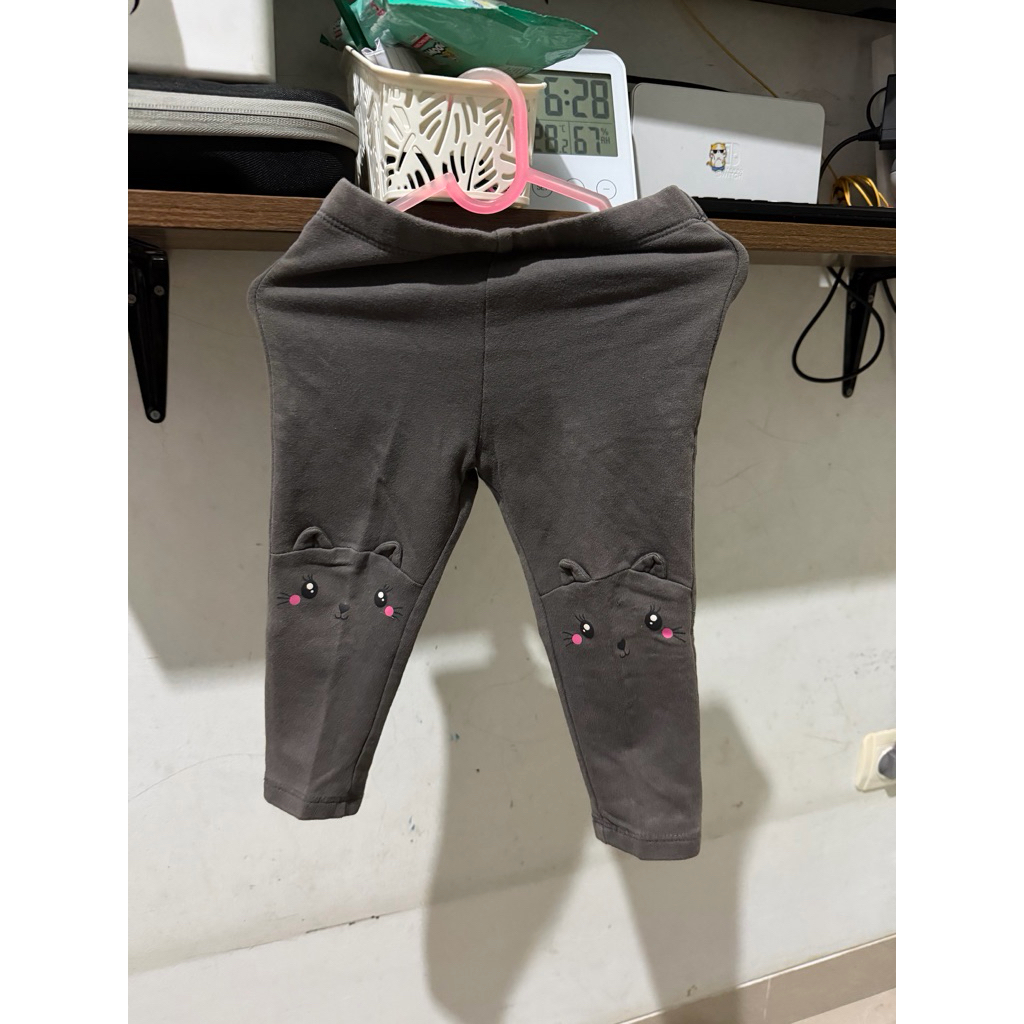celana hnm anak perempuan preloved