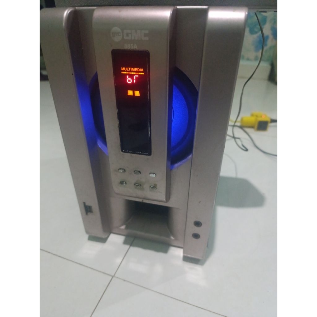 Speaker GMC 885A