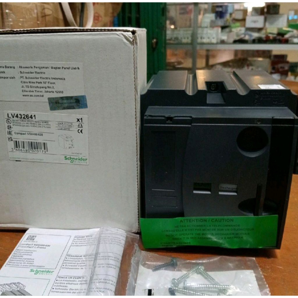 SCHNEIDER MCCB MOTOR MECHANISM MT400-630A LV432641