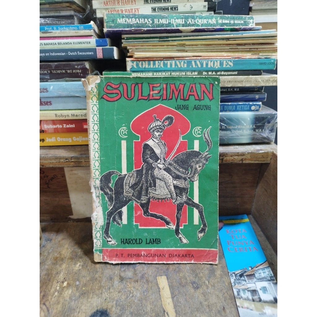 (Buku Langka) Suleiman jang Agung - Harold Lamb