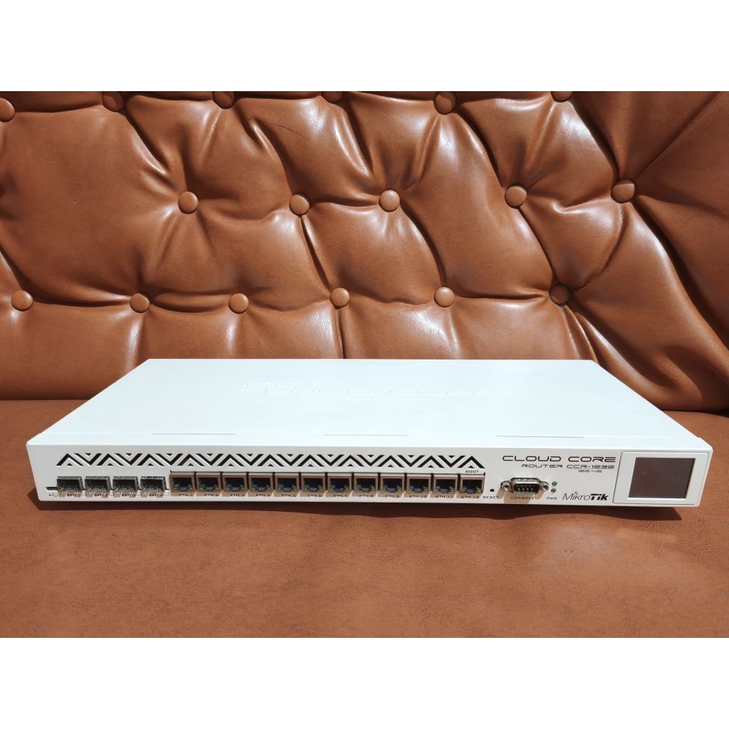 mikrotik routerboard 1036-12g-4s ccr1036 12g 4s em  v1 2017 normal mulus layak pakai