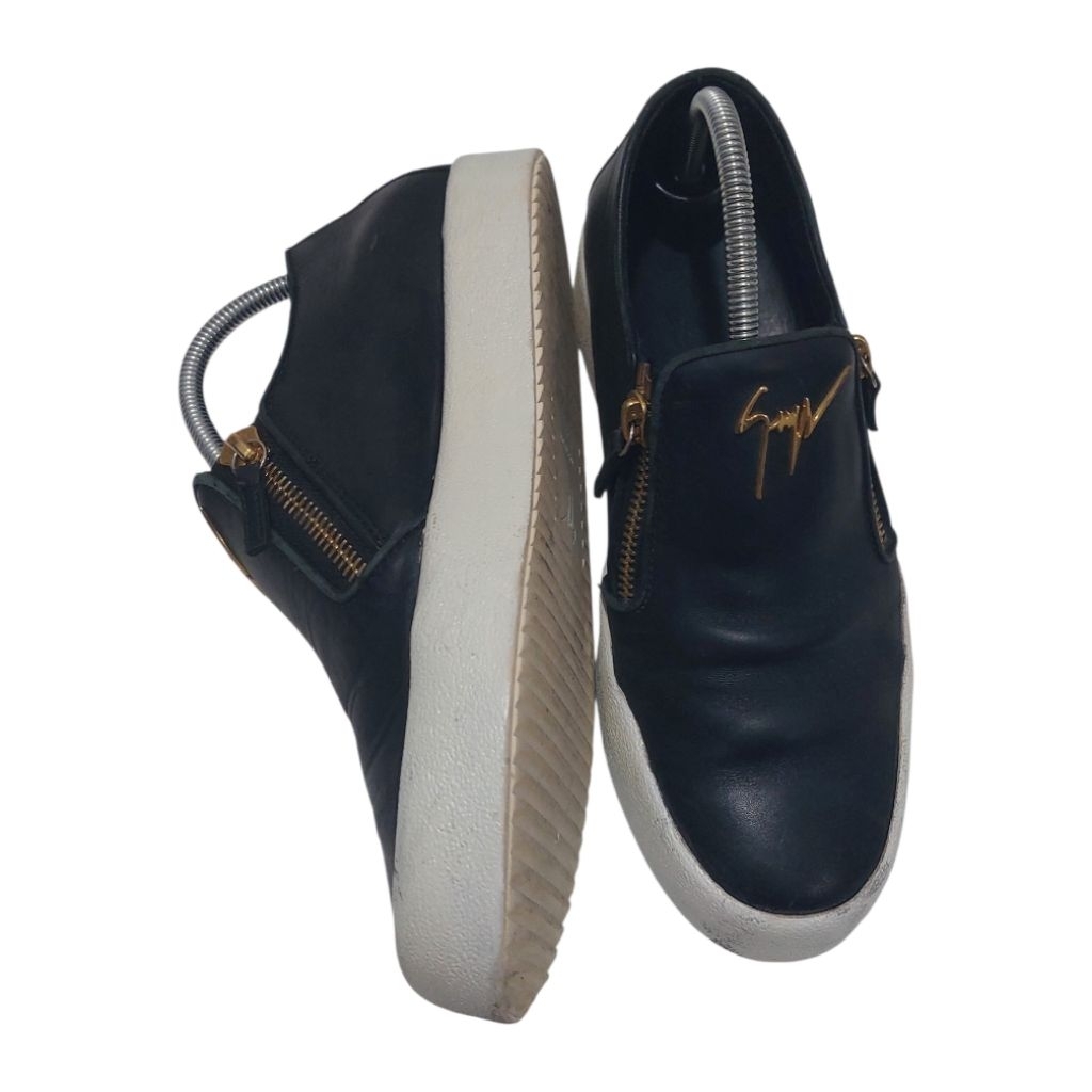 Sepatu Second Guiseppe Zanotti size 42