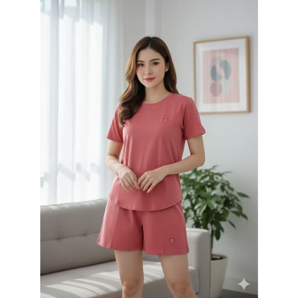 setcel uniqlo cewek remaja dan dewasa bahan katun