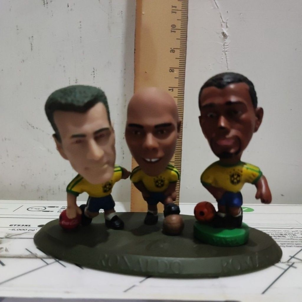 jual action figure pemain bola piala dunia 1998 coca cola