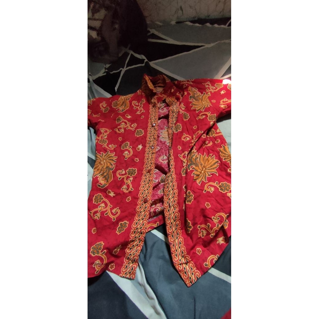 baju batik sekolah bawaan preloved