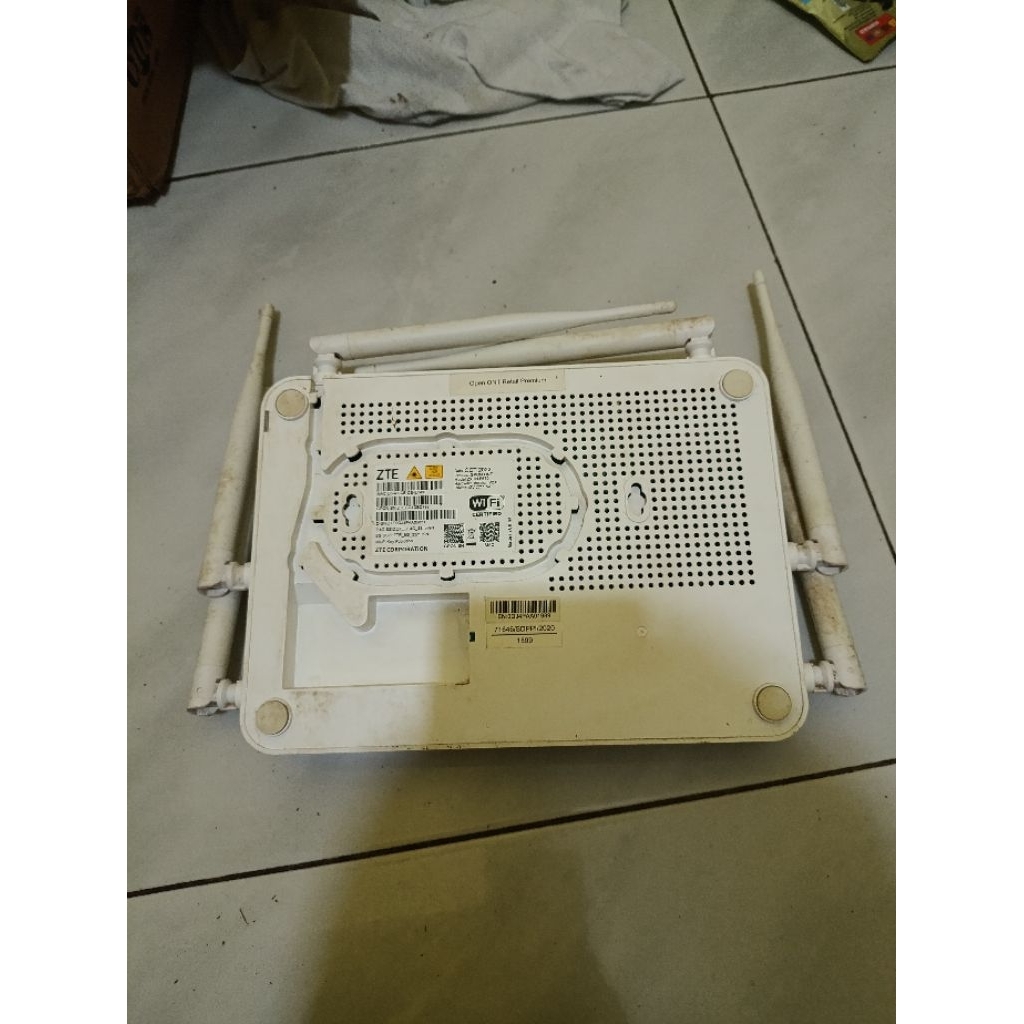 ONT ZTE F670 PREMIUM BEKAS SIMERAH