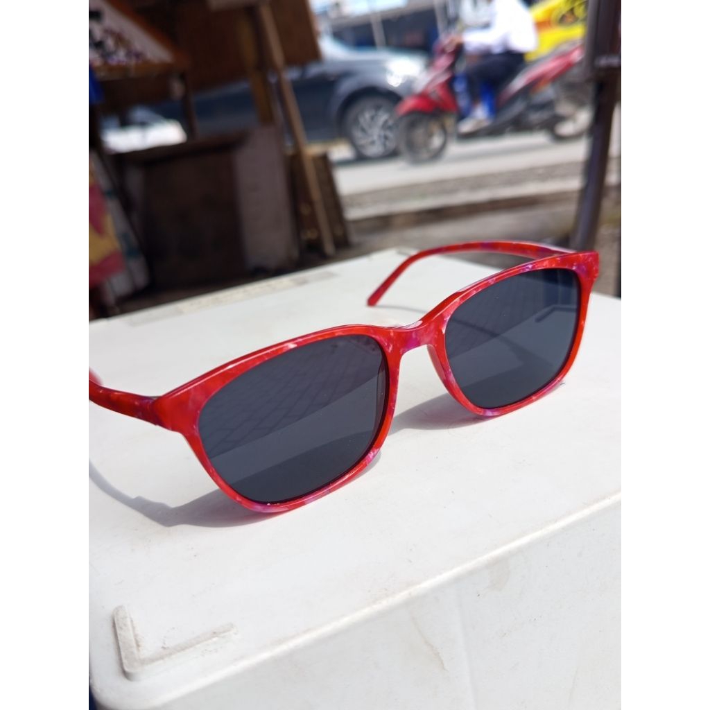 SERENADE kacamata preloved vintage