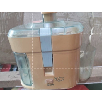 TANPA KOTAK JUICE EXTRACTOR Philips HR2826