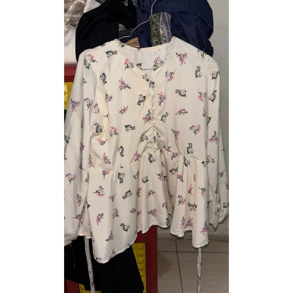 Baju Blouse Wanita Maudy Floral - Katun Poly Lembut, Double Jahit, Model Elegan