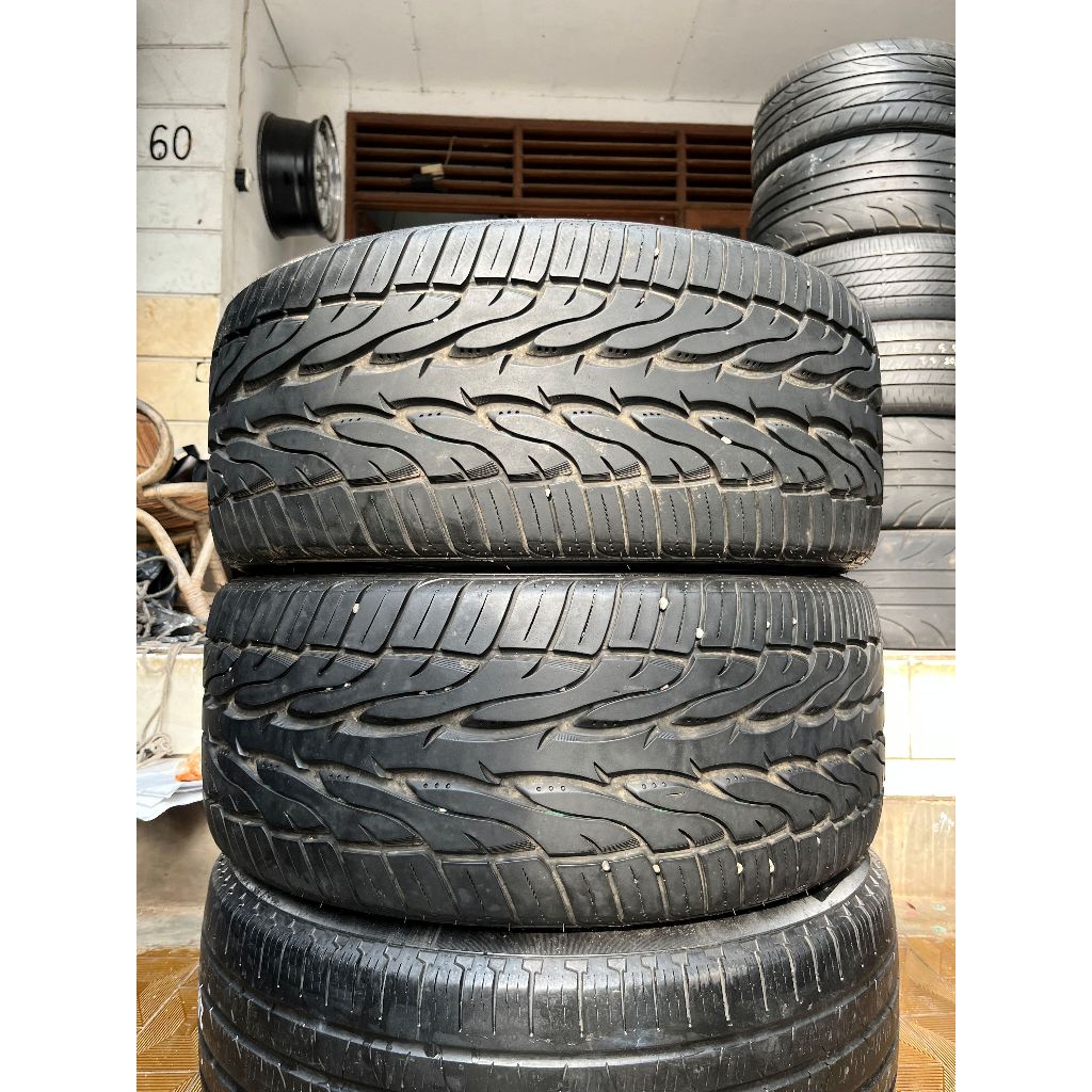 Ban Toyo Proxes ST2  275 40 r20  2Pcs