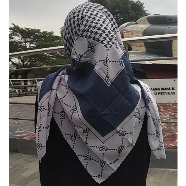 Motip Sisesa jorney hijab voal motif