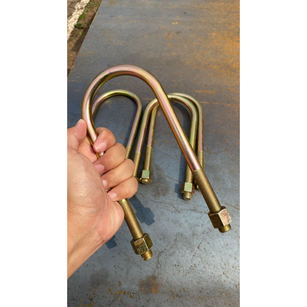U Bolt 20 cm Under Axle Kijang/ Ceper Empuk (Baut U Under Axcel)