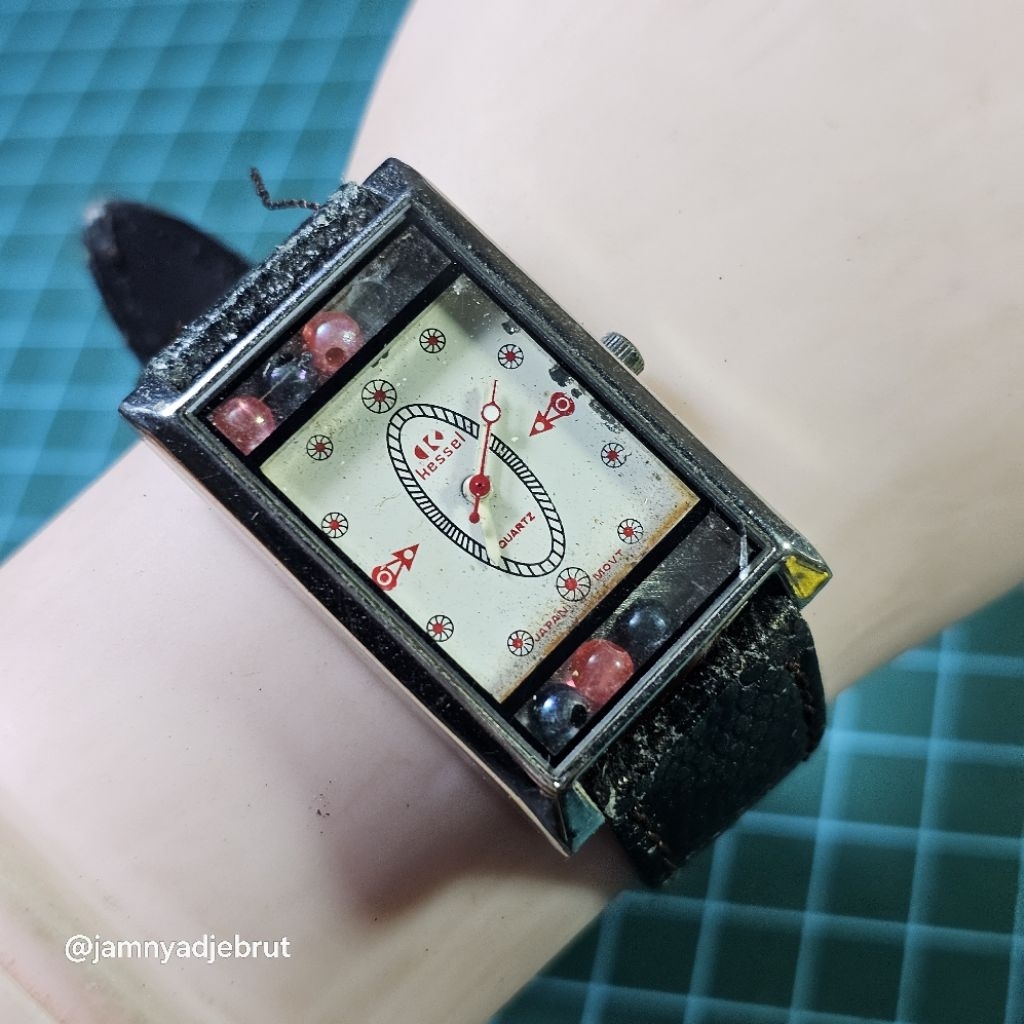 Jam Tank Kessel Beads Unik Vintage Bekas