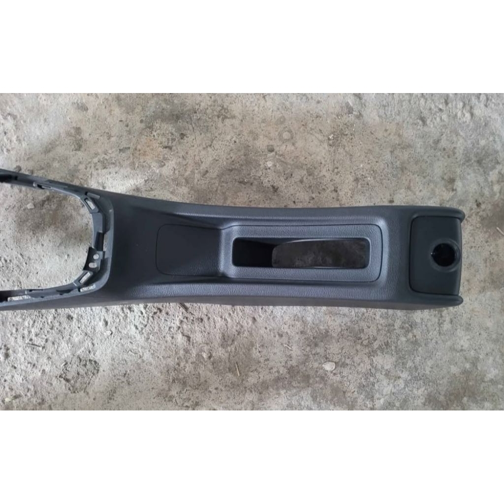 Console box Ertiga Hybrid
