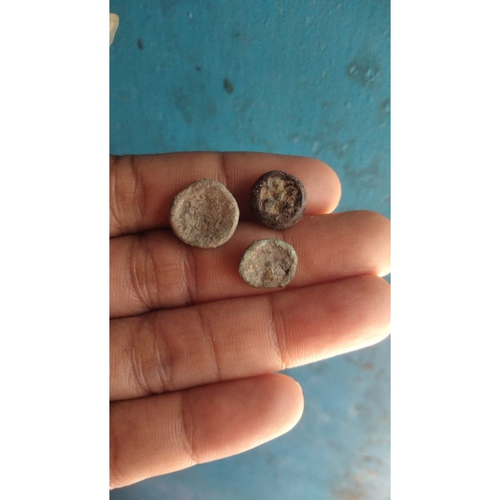 benda kuno antik perunggu temuan