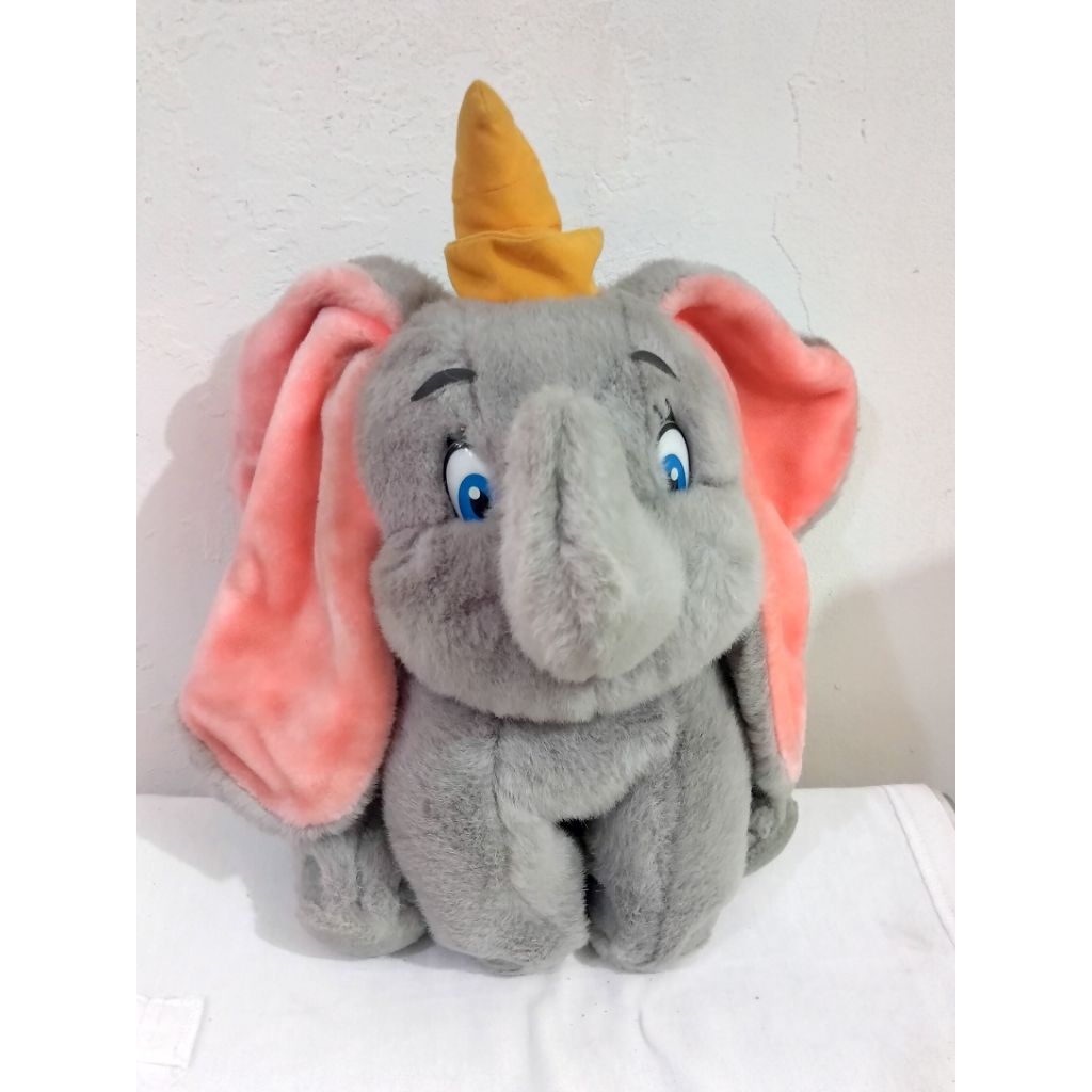 boneka dumbo