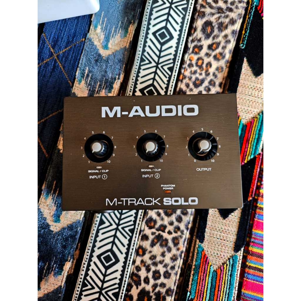 M-AUDIO M-TRACK SOLO AUDIO INTERFACE/M-AUDIO M-TRACK SOLO AUDIO INTERFACE
