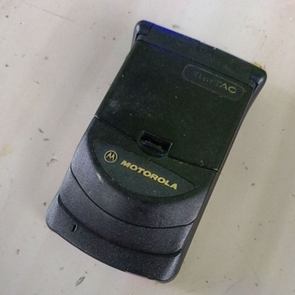 MOTOROLA STARTAC GAMBLING