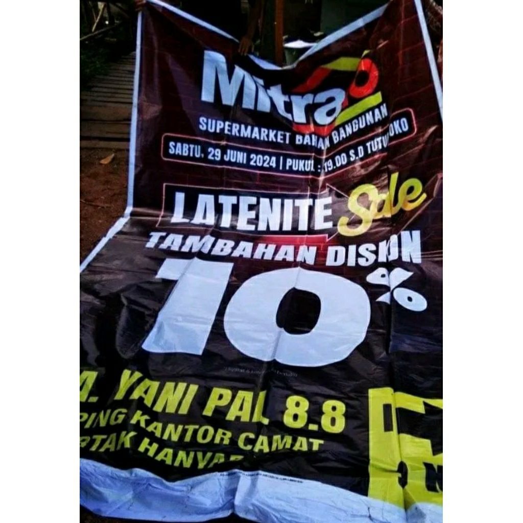 Baliho dan spanduk bekas ukuran 2x3 meter bahan plexy china