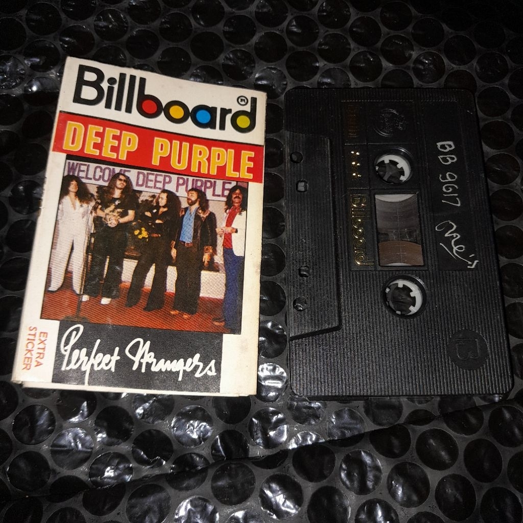 kaset pita deep purple perfect strangers