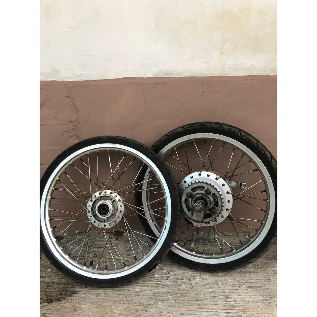 (NINGGAL BAN) VELG SET VROSSI PNP CB GL MP