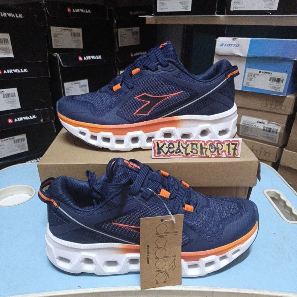 Sepatu Olahraga Diadora Pestacio Navy original resmi sport station