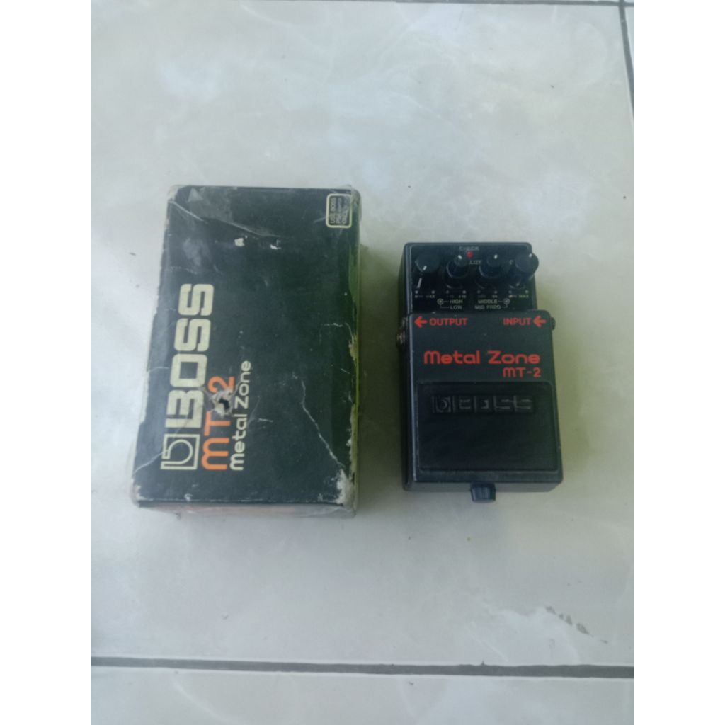 Boss metal zone mt2