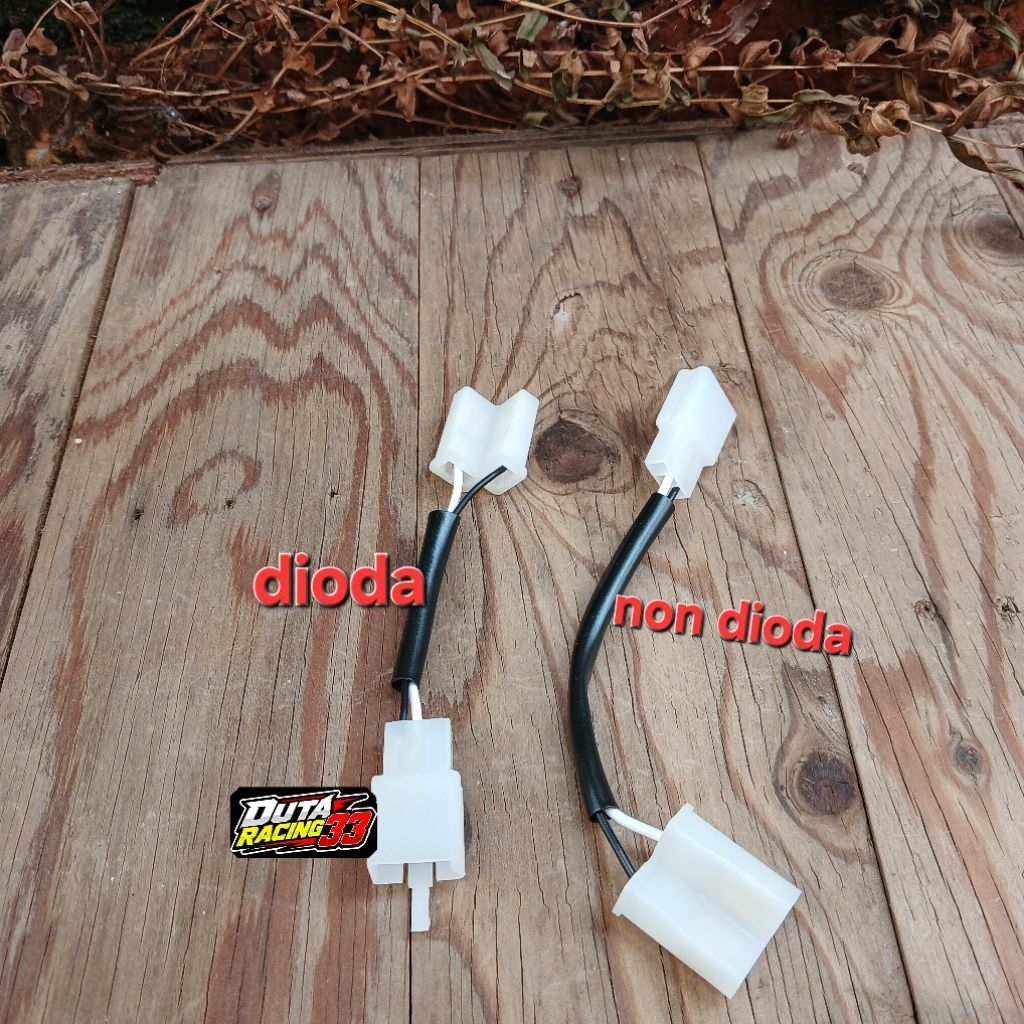 Soket flasher sen set dioda dua kaki dan non dioda untuk motor supra beat aerox pcs jupiter z jupite