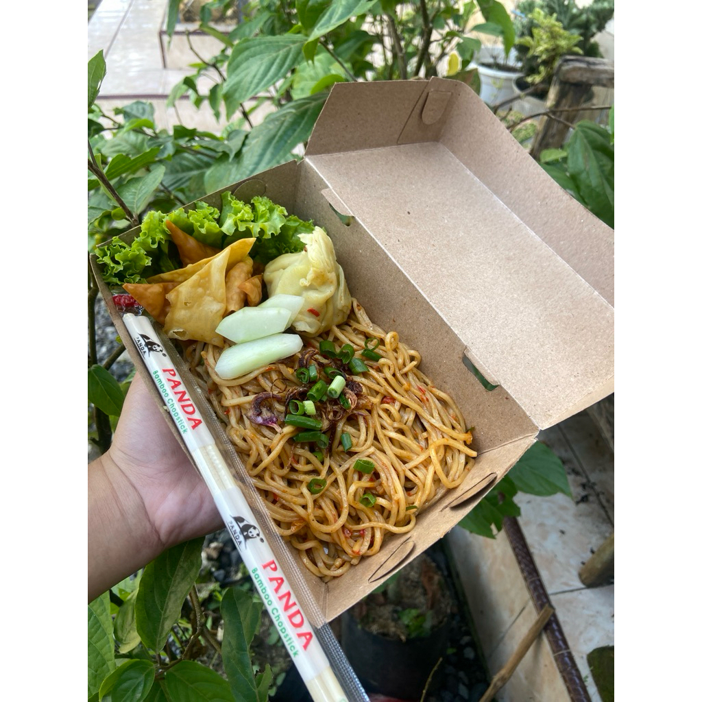 Mie level cabe pedas