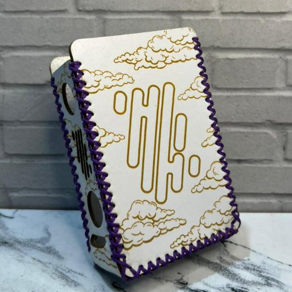 Cover Case R234 Sintetis Putih Bng Ungu Cloud Pattern Logo