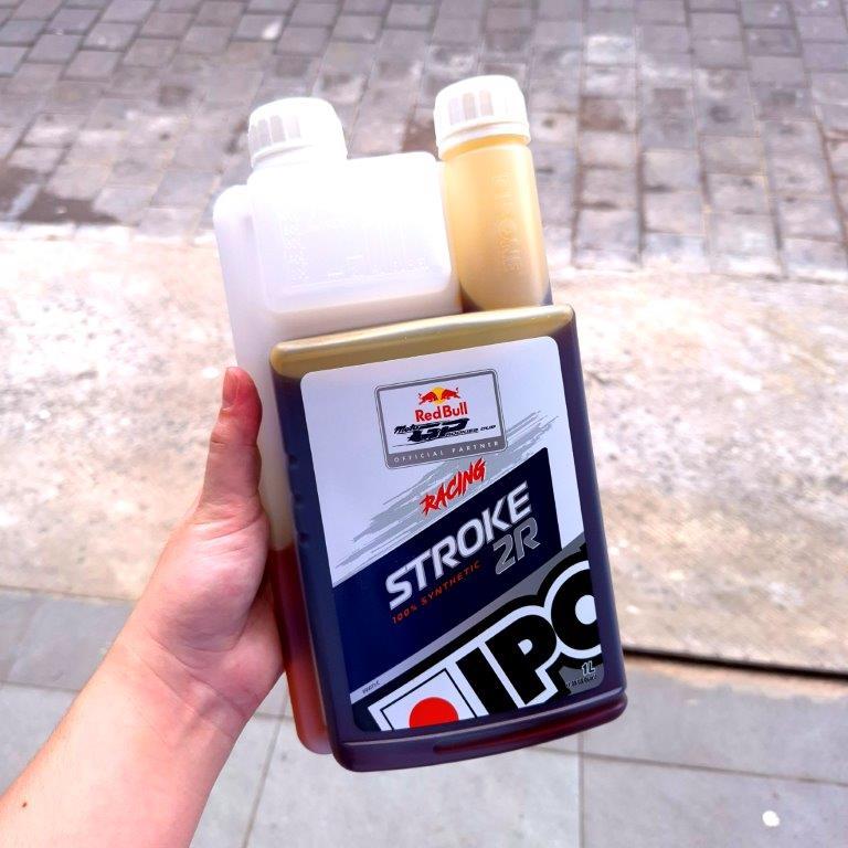 OLI IPONE 2 STROKE OLI SAMPING/OLI ATAS 2 TAK