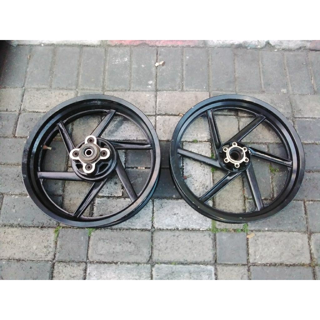 Velg RGV Tiger Revo Palang 6 Depan 17X250 Double Disk Belakang 17x350 Siap Pakai