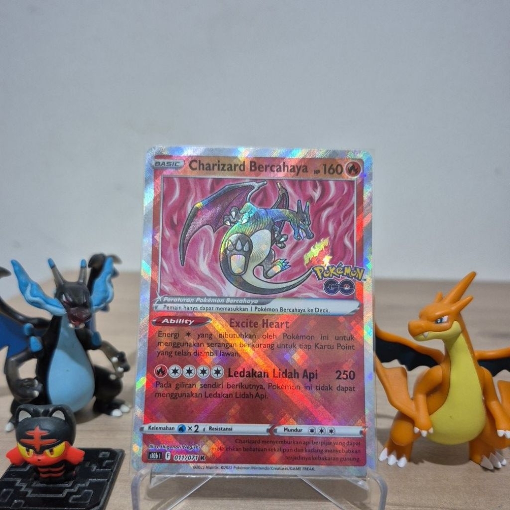 Charizard Bercahaya Pokemon GO S10B Pokemon TCG Indonesia