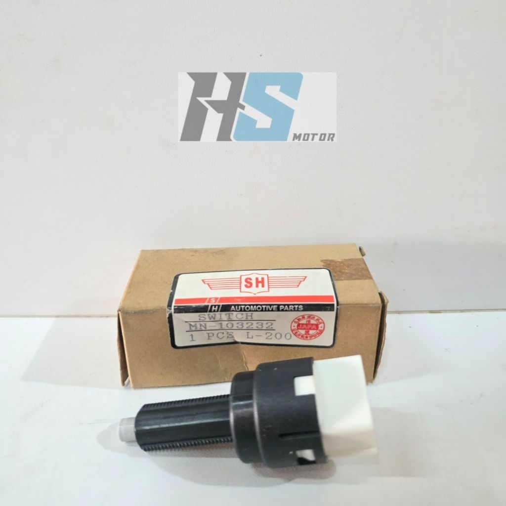 SWITCH REM SWITCH LAMPU STOP 2 PIN MOBIL MITSUBISHI L200 STRADA 2.5 2.8 TRITON AVANZA VELOZ XENIA AG