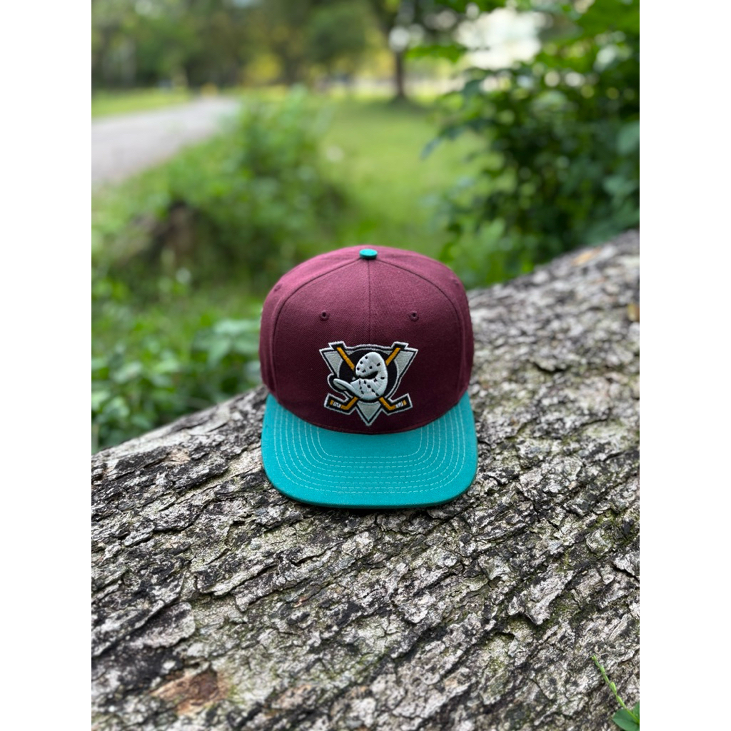 Topi Snapback Mighty Ducks by Mitchell Ness