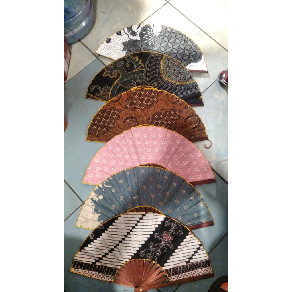 Kipas batik - souvenir kipas batik - Kipas batik motif classic
