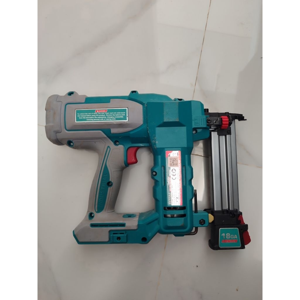 CORDLESS NAILER TOTAL