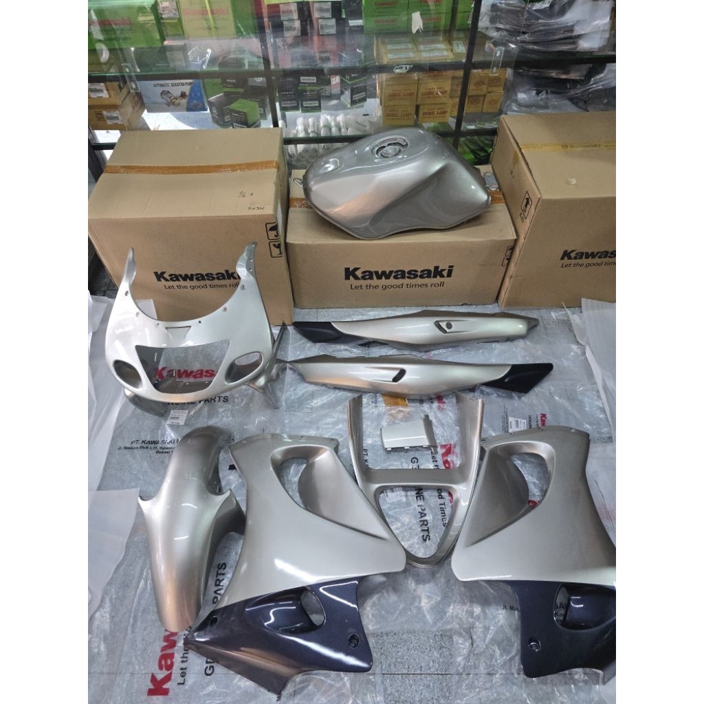 Cover Body Ninja Rr Old Zx silver hijau merah hitam Original Kawasaki Body Full Set Tangki Ninja Rr 