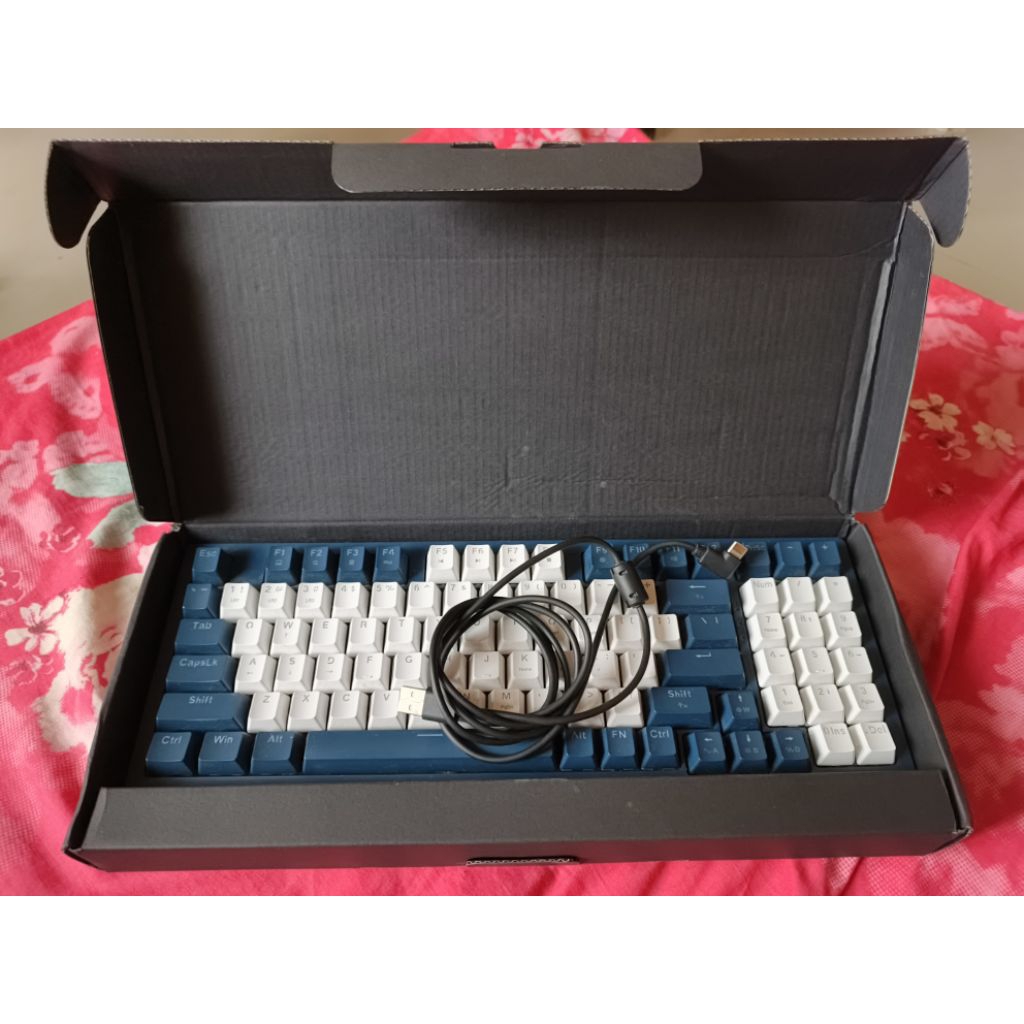 GAMEN TITAN 7 KEYBOARD
