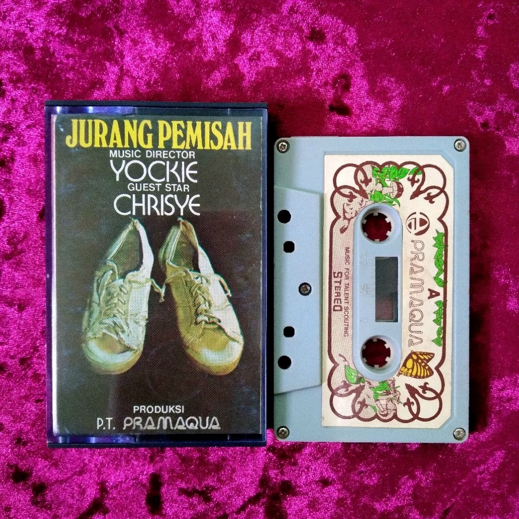 Kaset Yockie Suryoprayogo & Chrisye - Jurang Pemisah