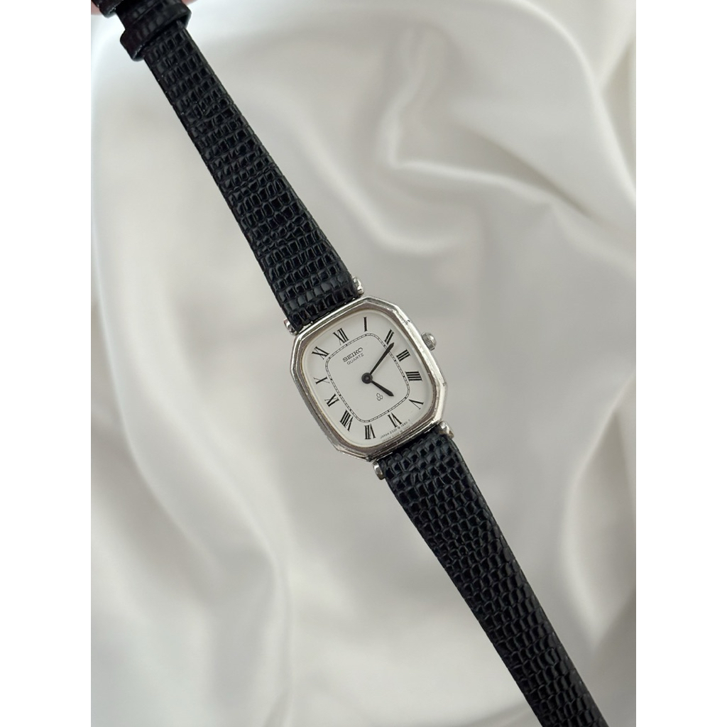 Vintage Seiko 2320-5590 Tank Dress Watch