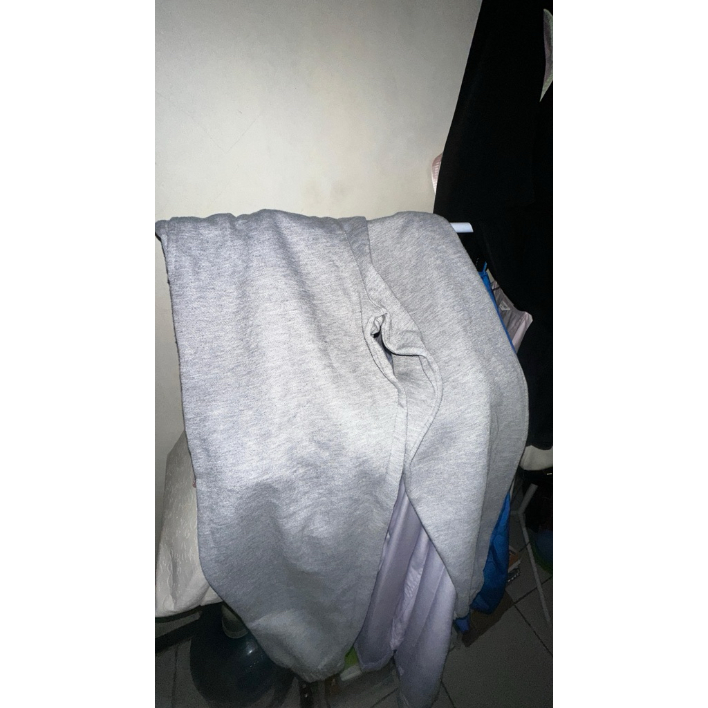 celana joger preloved