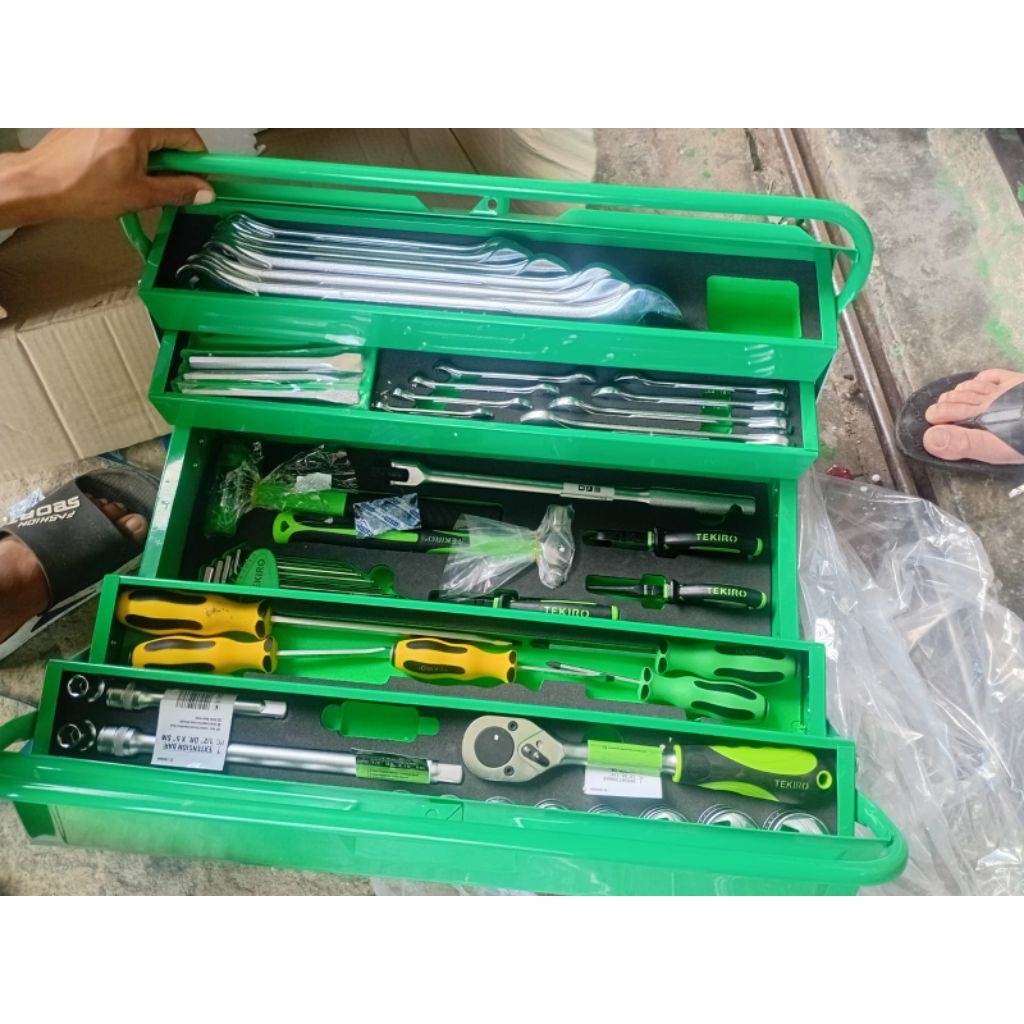 Mekanik Tool Set 66 pcs TEKIRO TOOL BOX MEKANIK 66 PCS TEKIRO
