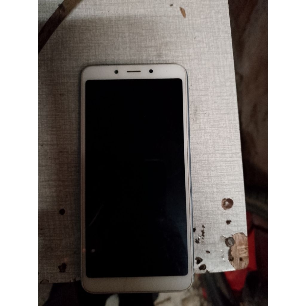 lcd redmi 6a retak sehelai