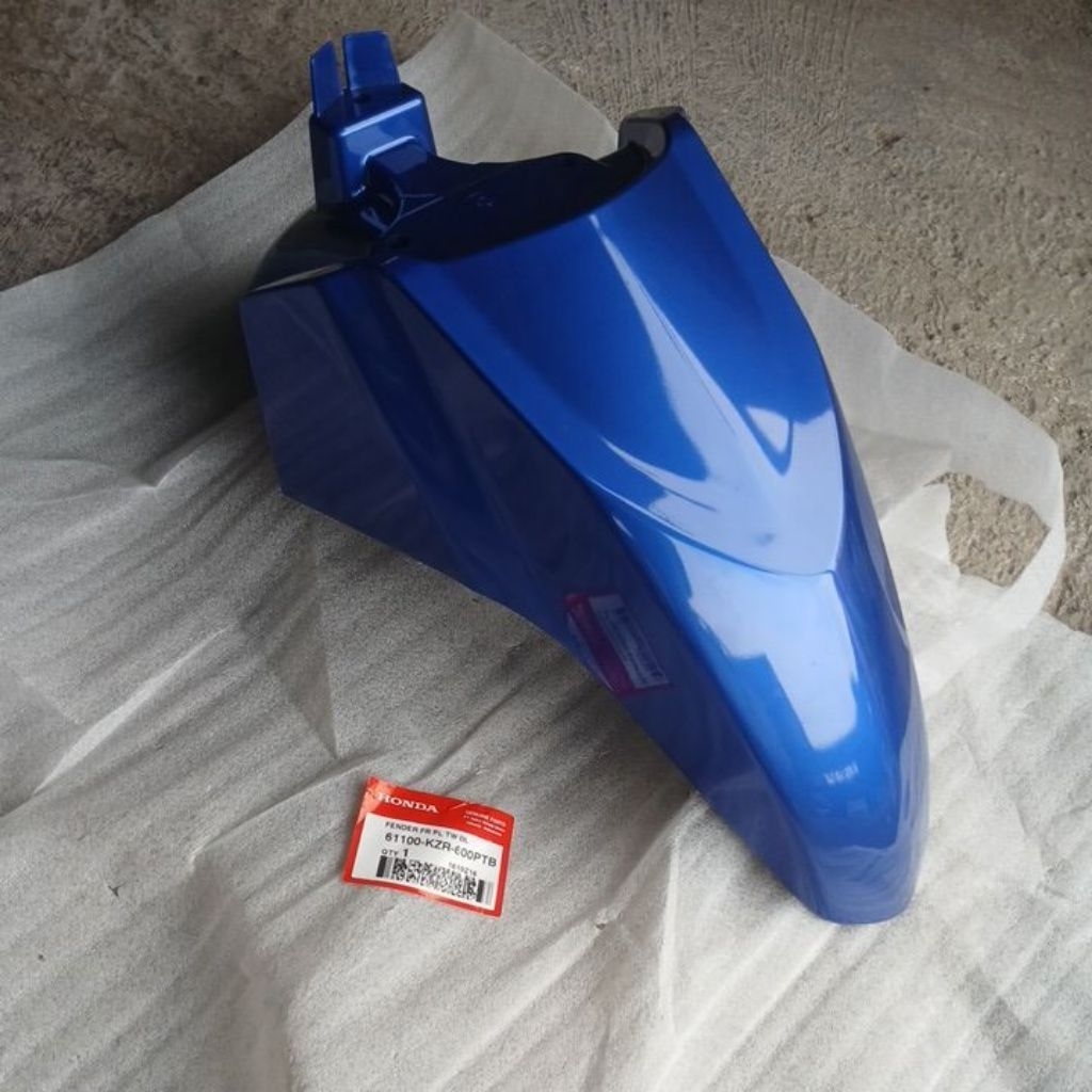 61100KZR600PTB spakbor slebor depan honda vario 125 old KZR original baru AHM
