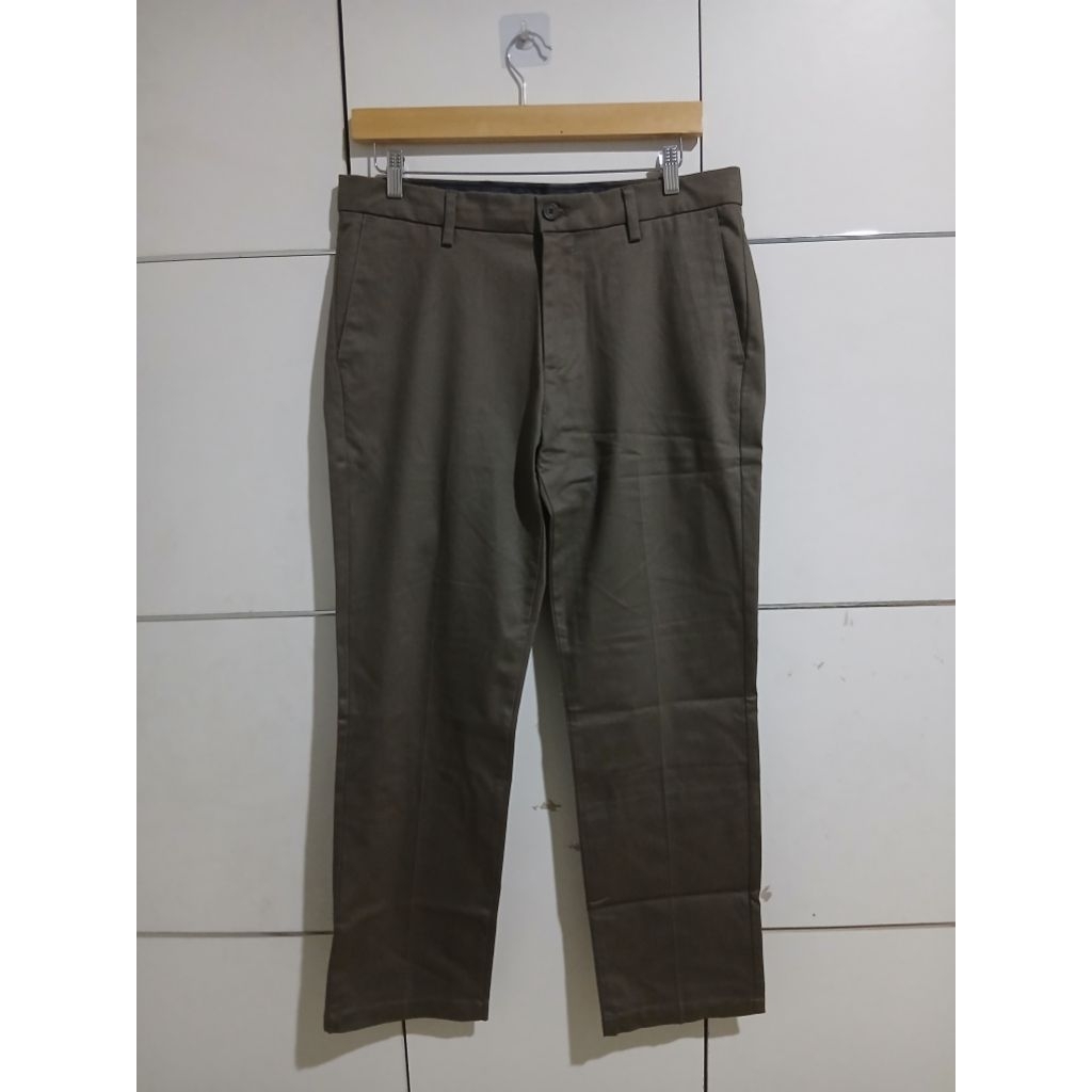 Celana Chino Pria Dockers by Levis Chino Pants 34