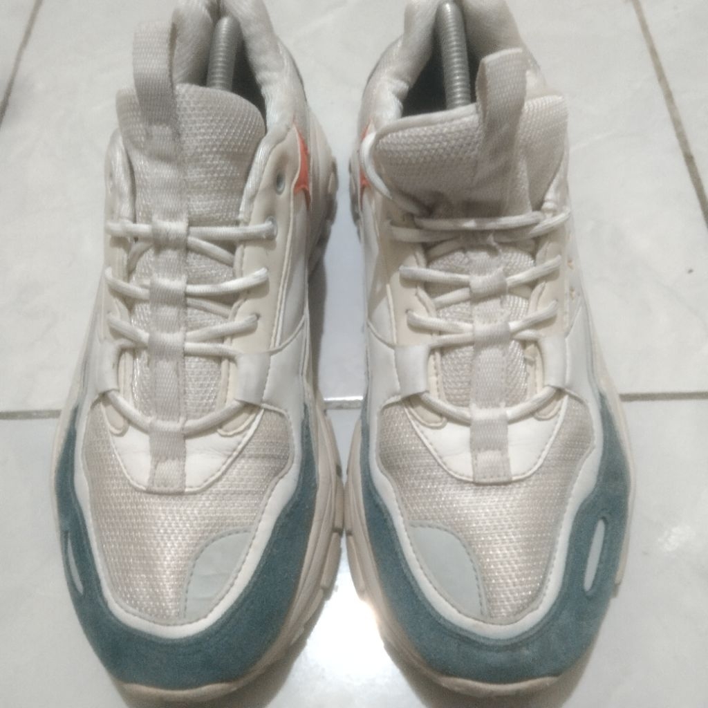 sepatu AKIII Classic lifestyle sportwear brand korea ukuran size 43 insol 27,5